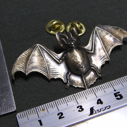 真鍮ブラス製 蝙蝠/コウモリ型ピンズブローチ 結婚式・成人式など