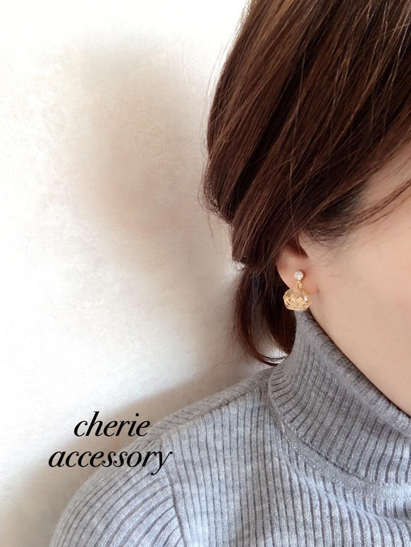 輝くガラスearring 1枚目の画像