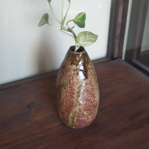 赤釉 花瓶 作家 赤イラボ釉に鉄釉流し掛けの 一輪挿し 一輪挿し・花瓶・花器 jyukokama