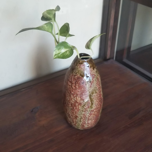赤イラボ釉に鉄釉流し掛けの 一輪挿し 一輪挿し・花瓶・花器 jyukokama