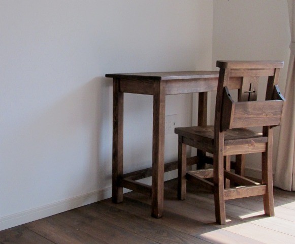 シンプルなワーキングデスク 21,170円