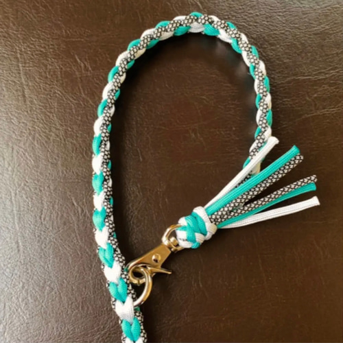 パラコード カフェリード☆ハート編み(シーブリーズ) リード・首輪