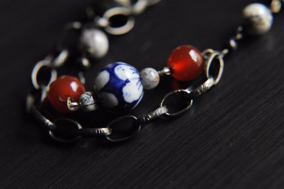 『Japanesque』ジャパネスク〜アンティークブレスレット(Silver leaf and Red agate)〜 5枚目の画像