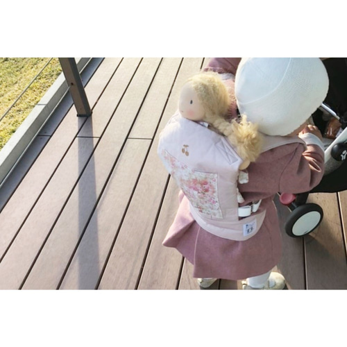 ドールキャリア　オーダーページ　リバティ 受注制作】ドールキャリア 人形用抱っこ紐 3歳〜6歳サイズ ポケット