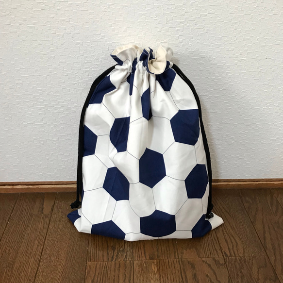 【再販】サッカーボールのお着替え袋 1枚目の画像
