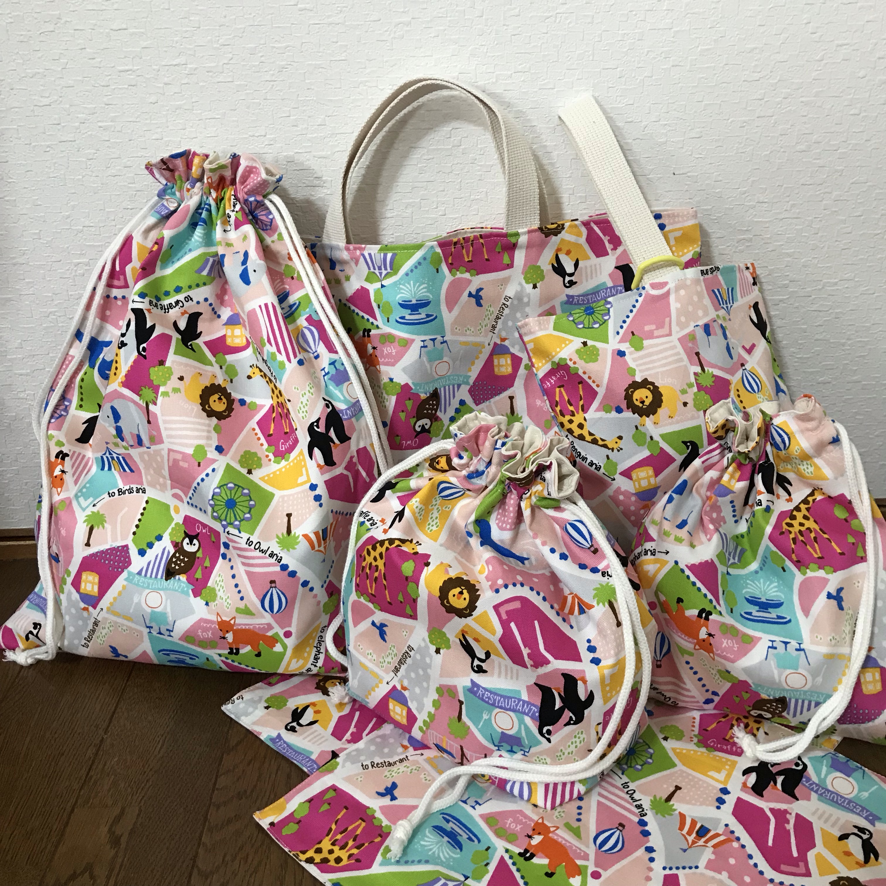 ★入園、入学★レッスンバッグ、お着替え袋、シューズ袋、お弁当袋、ランチマット2枚、コップ袋セット