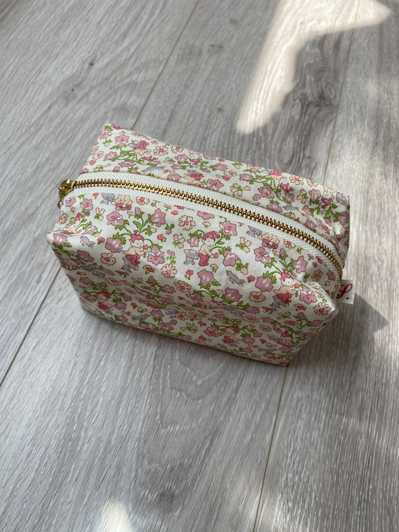 リバティ ボックスポーチ ポーチ ichigo 通販｜Creema(クリーマ) 12355778 