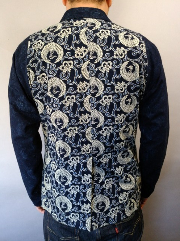 吉兆藍木綿テーラードジャケット（唐草鶴紋様）袖・衿裏使い 3枚目の画像
