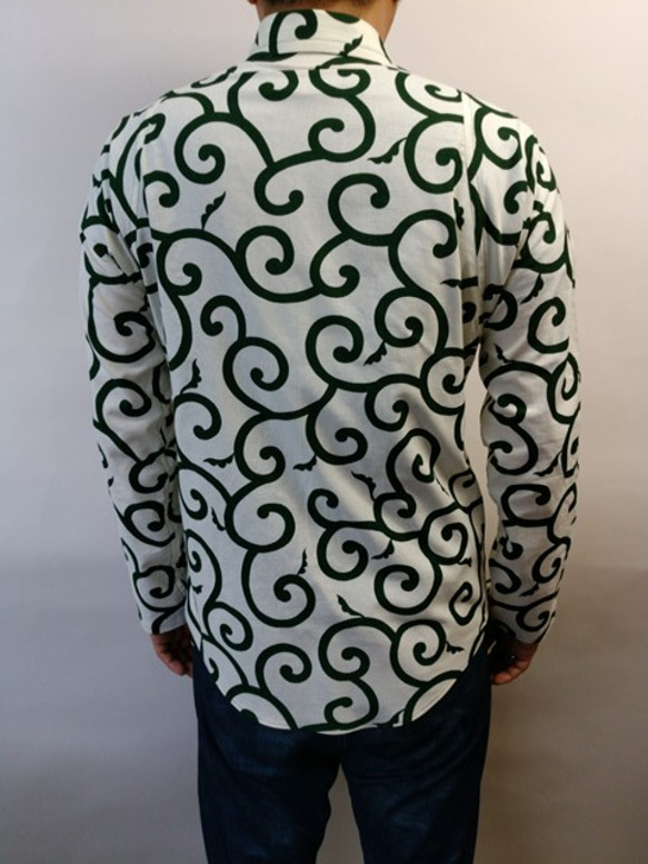 長袖和柄シャツ（大唐草模様）生成り×緑 3枚目の画像