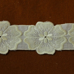 １５枚！幅4.4cm可愛い花柄綿レース　モチーフ　クリーム色[2530　綿　クリーム] 2枚目の画像
