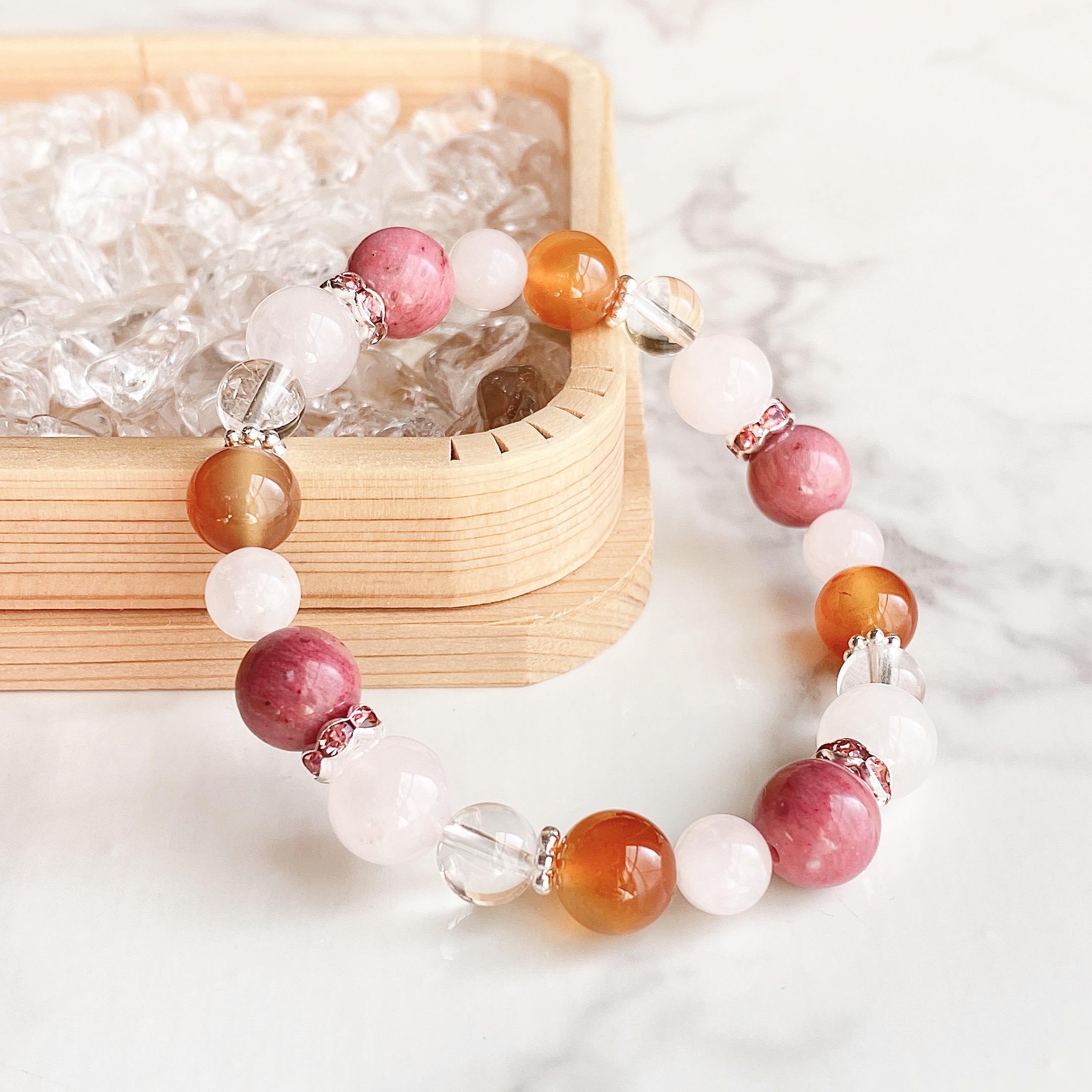 ✦片想いを実らせる 天然石ブレスレット｜ロードナイト・カーネリアン・ローズクォーツ・水晶 No.270