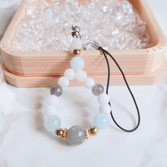 子供の治療費のためにパワーストーン