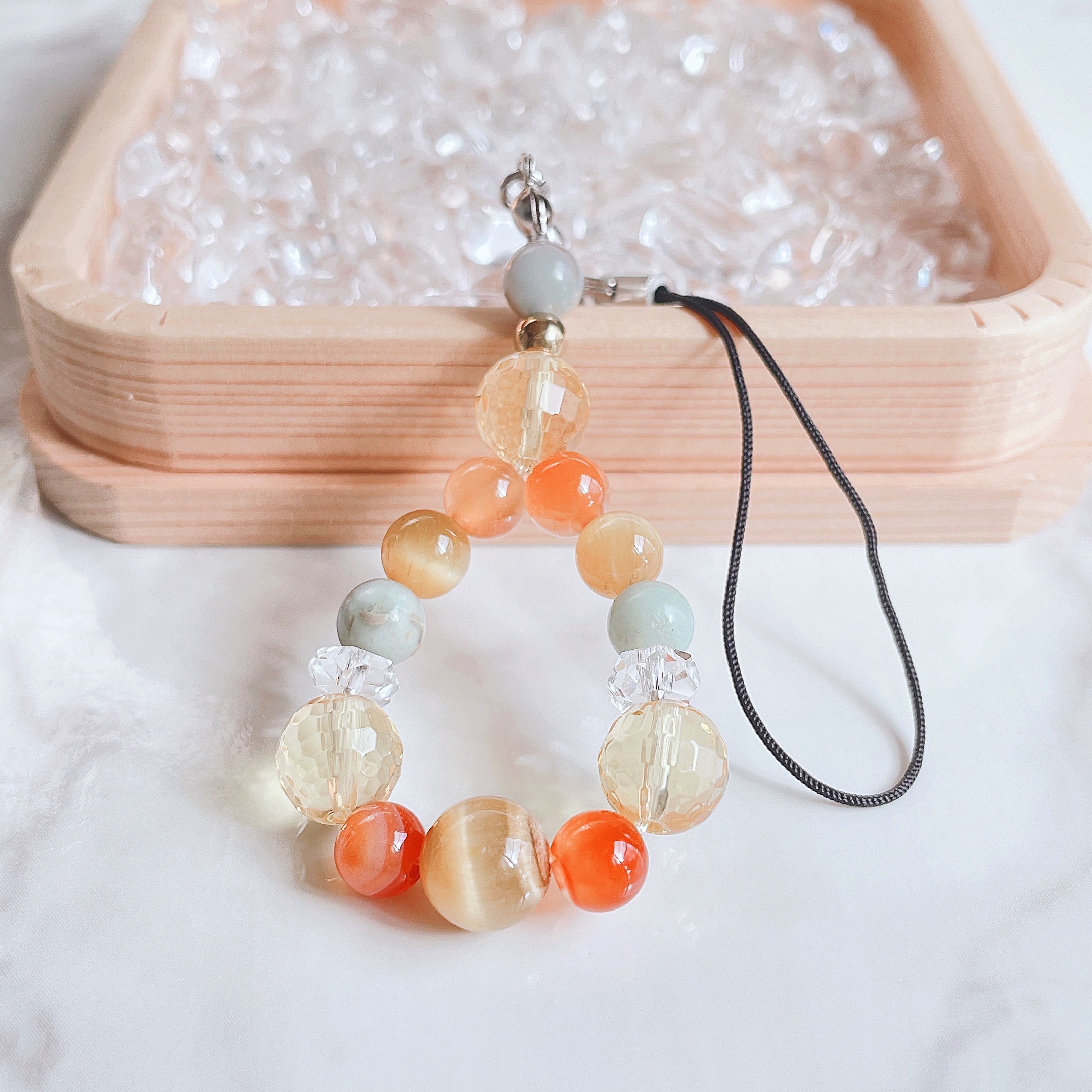 ✦前向きな社交と調和をもたらす 天然石ストラップ｜ゴールデンタイガーアイ・カーネリアン・シトリン No385S