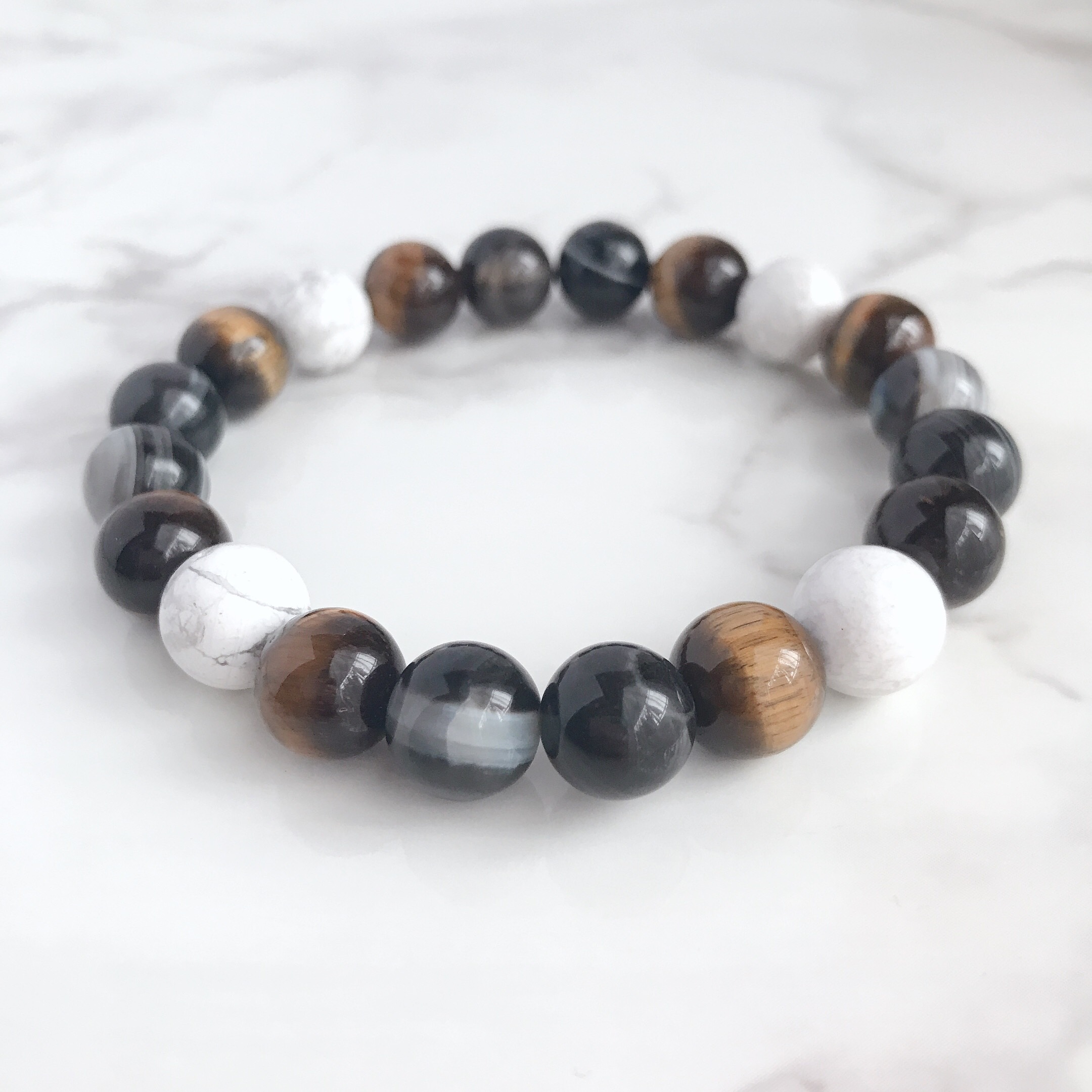 ✦仕事で成功を収める 天眼石・タイガーアイ・ハウライト パワー・ストーン 天然石 ブレスレット 10mm玉