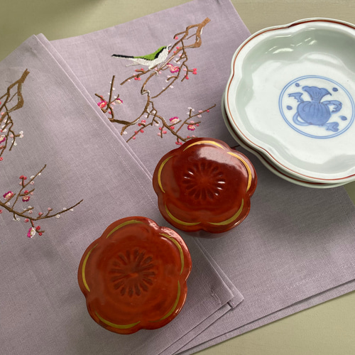 梅にうぐいす 刺繍 ティーマットランチョンマット 2枚セット 梅にうぐいす 刺繍 ティーマットランチョンマット 2枚セット