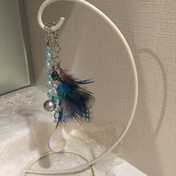 キャトル　絹糸　小さな手まり　バッグチャーム5個　天然石　ハンドメイド 絹糸 小さな手まり バッグチャーム 天然石 ハンドメイド - メルカリ
