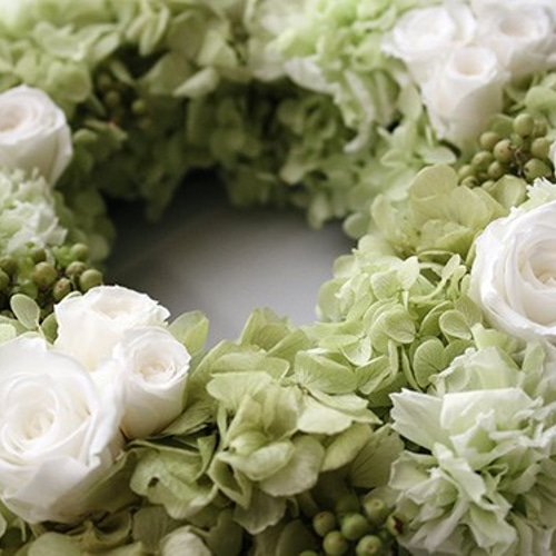 ウェルカムフラワー 春のグリーンカラー プリザーブドフラワー リース