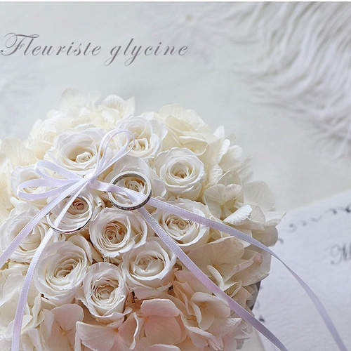 12本のバラのリングピロー 白 プリザーブドフラワー リングピロー