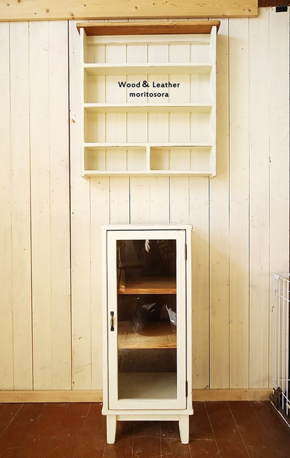 スリムガラスキャビネットws チェスト・キャビネット 森と空. 通販