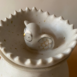 鳥のおうち茶香炉(ぷっくりとした塔にぷっくりとした鳥)【アロマポット】 6枚目の画像