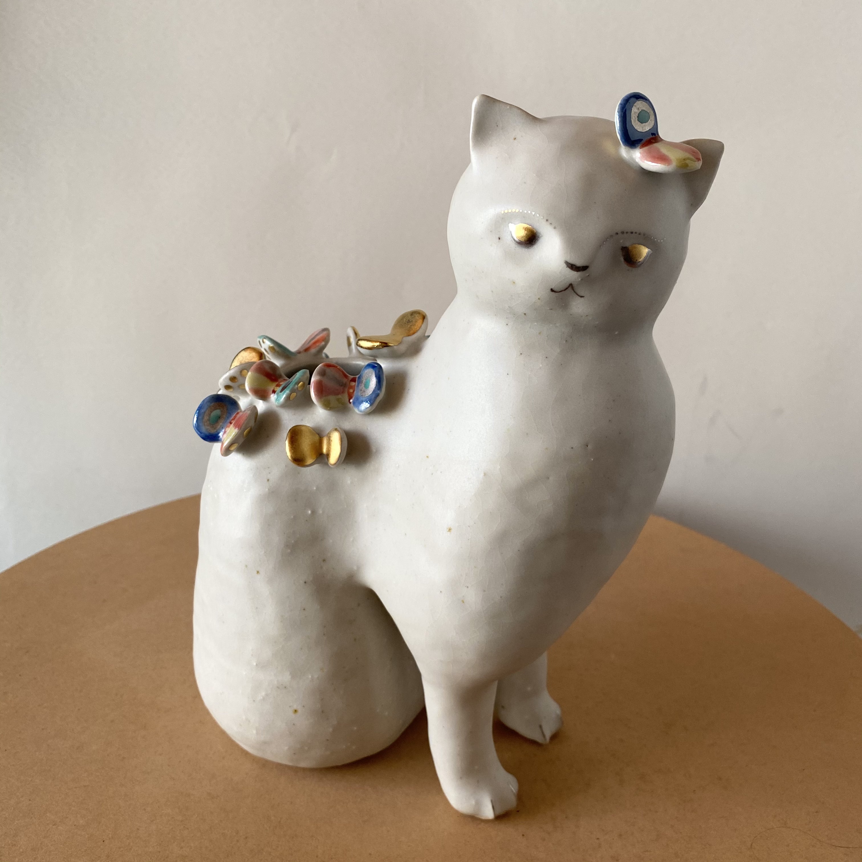猫とてふてふの花入れ【花器】【陶器】 一輪挿し・花瓶・花器