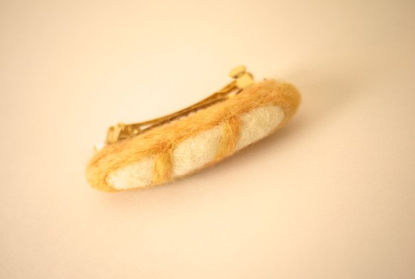 フランスパンのバレッタ 1枚目の画像