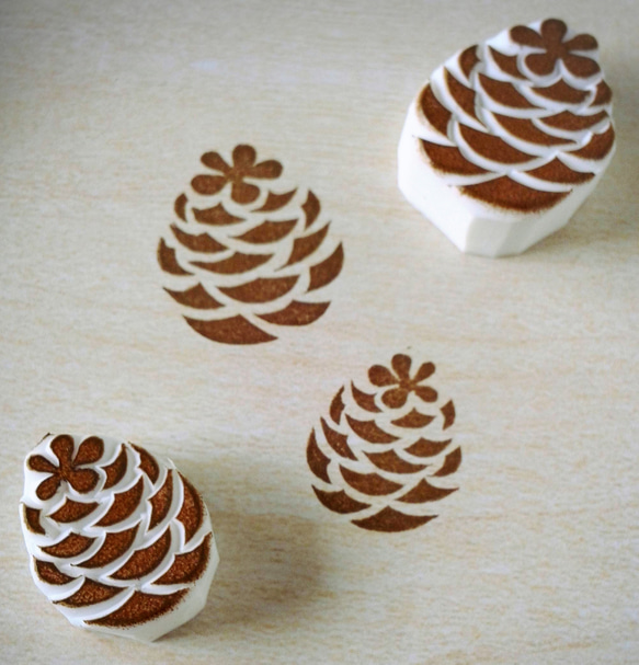 消しゴムはんこNo.303 松ぼっくり 消しゴムはんこNo.303 松ぼっくり