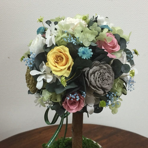 お花のトピアリー プリザーブドフラワー qualia 通販 4008065｜Creema