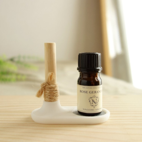 木の枝モチーフのアロマウッドバーbase-mini（フェルトタイプ