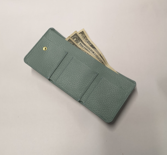 三つ折り財布〈PUKA〉イタリアンレザーバーガンディ 2枚目の画像