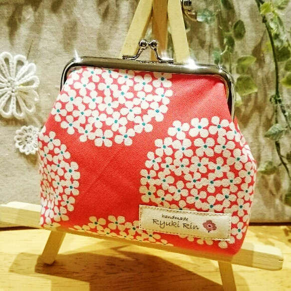 がま口財布(ぷっくり紫陽花柄☆朱) 1枚目の画像