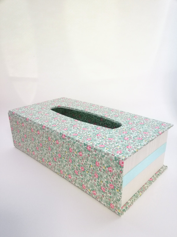 小花柄のティッシュボックス（カルトナージュ）グリーン（品番1） 3枚目の画像