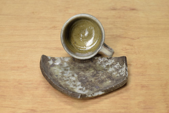 小さめのカップ＆ソーサー(Cw-004) 2枚目の画像