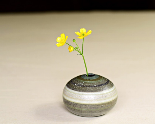 作家もの花瓶 陶芸家イカンソク / 一輪挿し / ik_ichi01 / 口径約 φ2.8cm / 花瓶