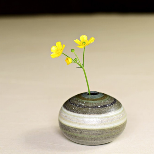 惑星顔の一輪挿し(Iw-006) 一輪挿し・花瓶・花器 bun-koubou 通販