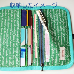 マルチケース　英字柄チョコレート色　通帳、お薬手帳、母子手帳、パスポートなど　 6枚目の画像