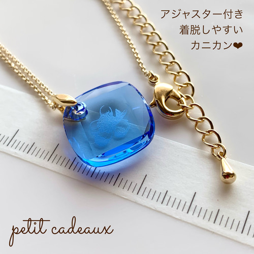 最新な 激レア❗️透かし模様フラワーモチーフスワロフスキー アクセサリー