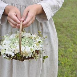 こっくりカラーの実たっぷり三日月リース25㎝ 【クリスマス2025