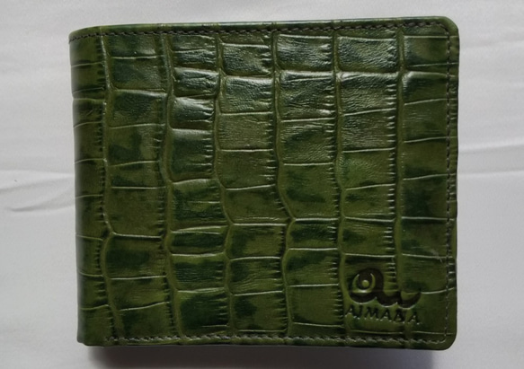 牛革二つ折り財布　クロコダイル型押し・緑 1枚目の画像