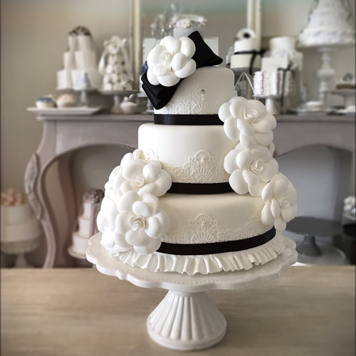 カメリアのエレガント三段クレイケーキ その他インテリア雑貨 atelier