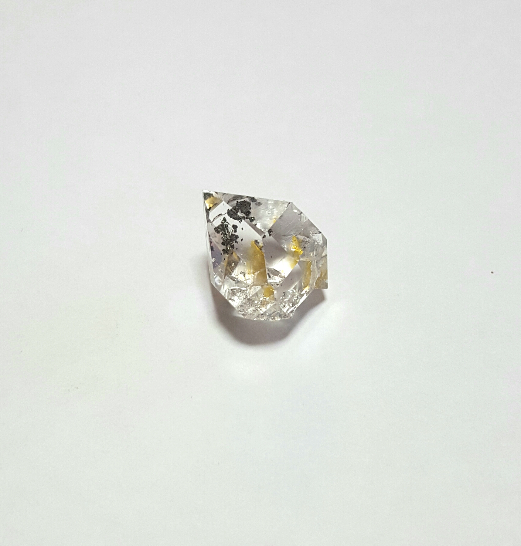 ハーキマーダイヤモンド原石 325g 虹入り ハーキマーダイヤモンド原石