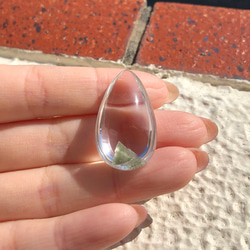 幸運を呼ぶ！虹入り水晶の丸玉 天然石 虹色の星 通販 16452384｜Creema