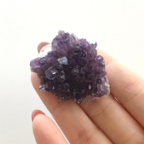 レア！ブルガリア産アメジストのクラスター⑥ 天然石 虹色の星