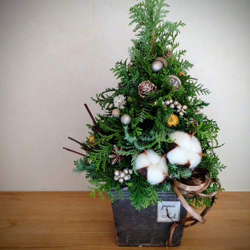 2025クリスマス森のフレッシュツリーMsize ledライト付 H約38cm