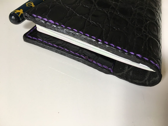 【受注製作】パスポートケース☆バイカラー黒×紫♪ 4枚目の画像