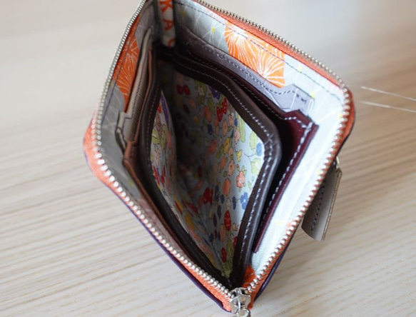 裏地も　かわいい　コンパクト　ミニL財布　ムラサキ 5枚目の画像