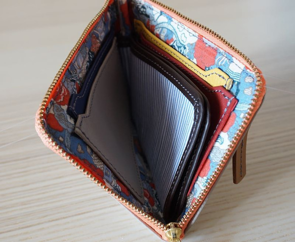 裏地も　かわいい　コンパクト　ミニL財布　グレー 4枚目の画像
