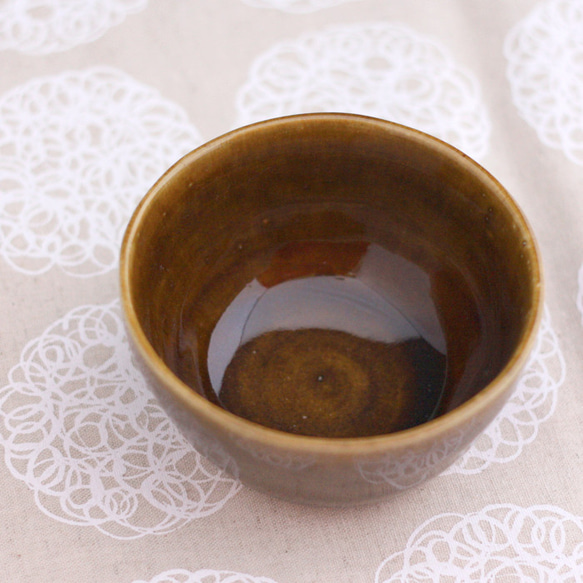 送料無料　古い藍釉小瓶　高14.5ｃｍ 陶器：飴釉のカップ（小鉢）（高台なし） お椀・ボウル・鉢 jam-yoko