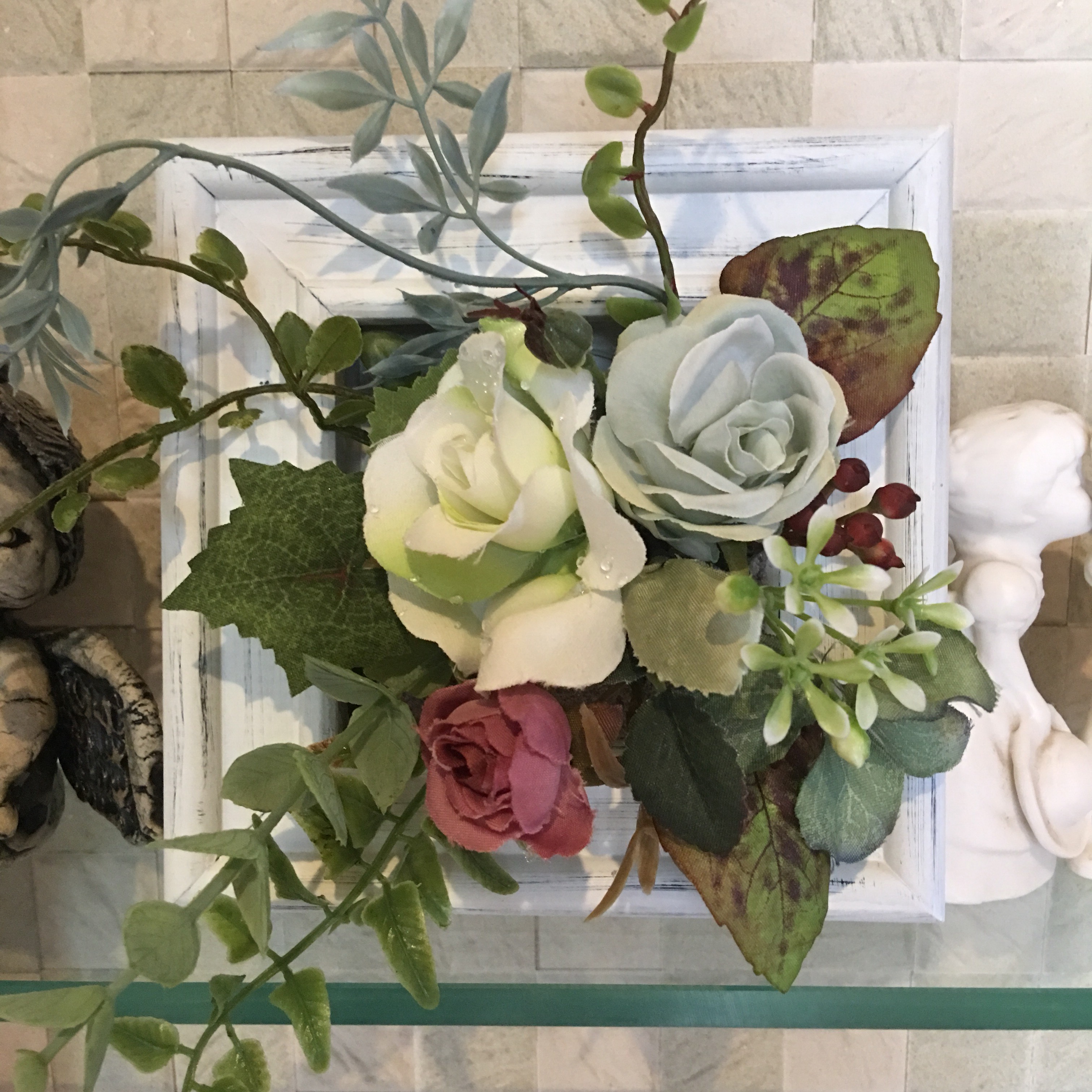 2wayで楽しめるフレームアレンジ❣️ミニ薔薇の香り