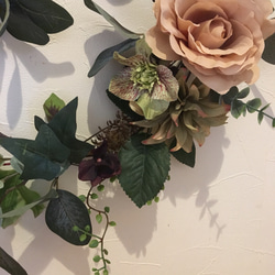 オーダー作品❣️ミルクティー色の薔薇とチョコレート色のアジサイのリース 3枚目の画像